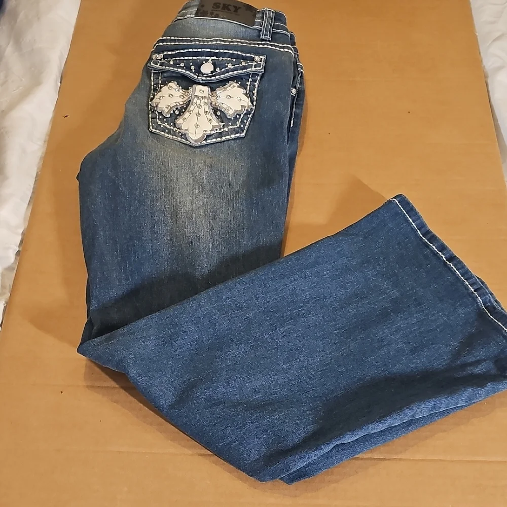 NEW Sky Super Soft Flare Juniors Embellished Denim Bling Jeans Size 13/14 - Picture 10 of 14